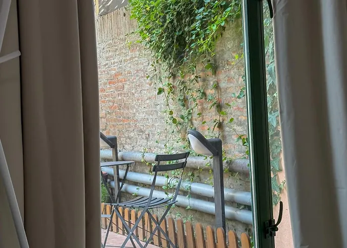 Affittacamere Dimora Della Ghiara 3*