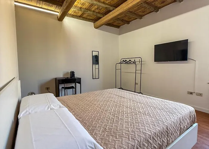 Dimora Della Ghiara Casa de hóspedes